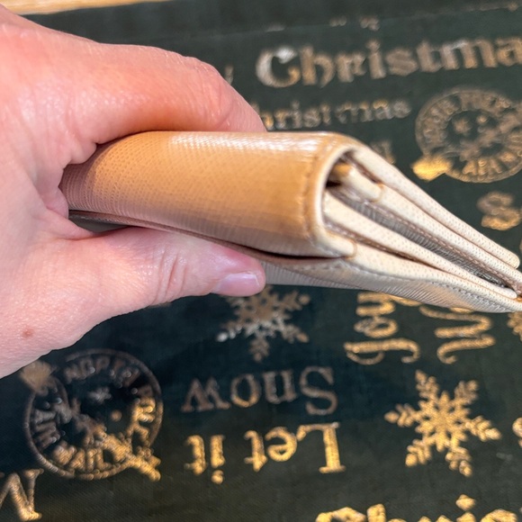 Salvatore Ferragamo pink Wallet with Gold Bow Accent - Picture 8 of 16